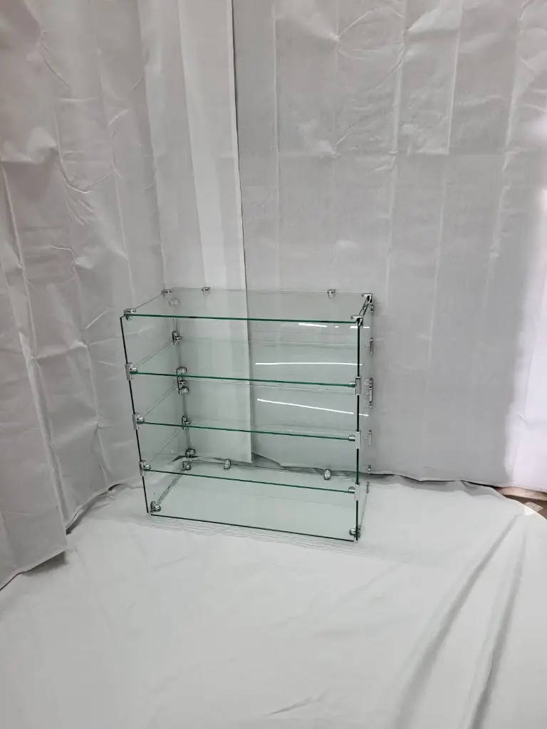 2x2 Glass Display