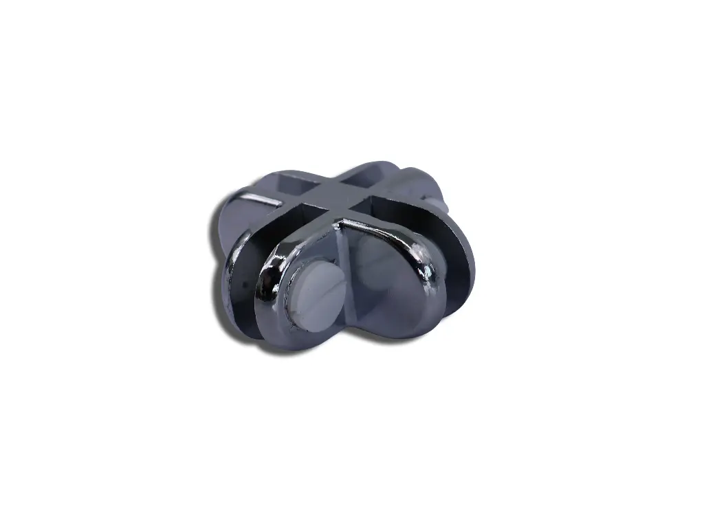 4 Way Metal Cubbie Clip
