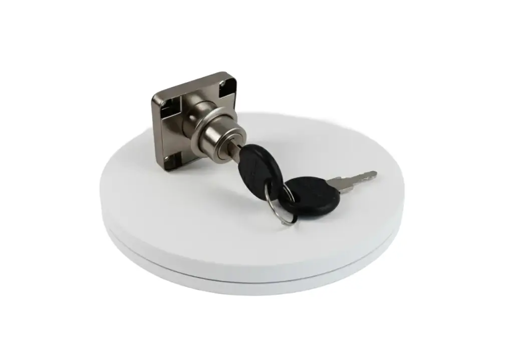 Lock for showcase door