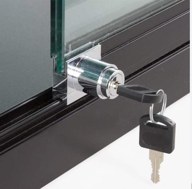 Lock for showcase door