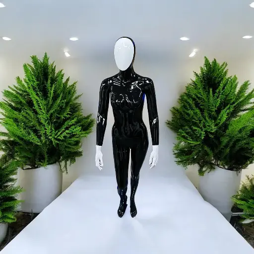 Mannequin woman standing